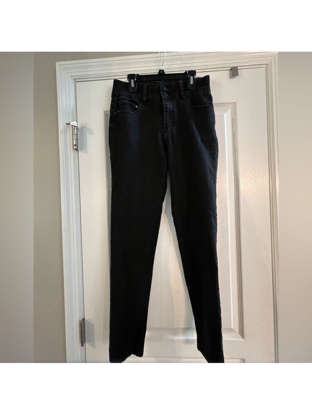 Women’s Monkey Ride Jeans Black Denim Jeans. Size 7
